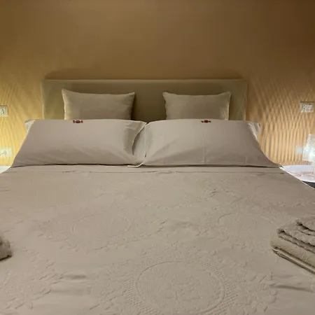 Via Di Mezzo 103 Konukevi