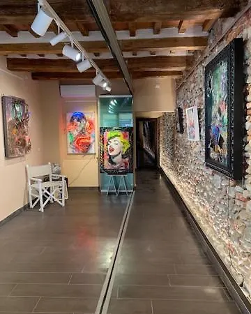 Konukevi Via Di Mezzo 103